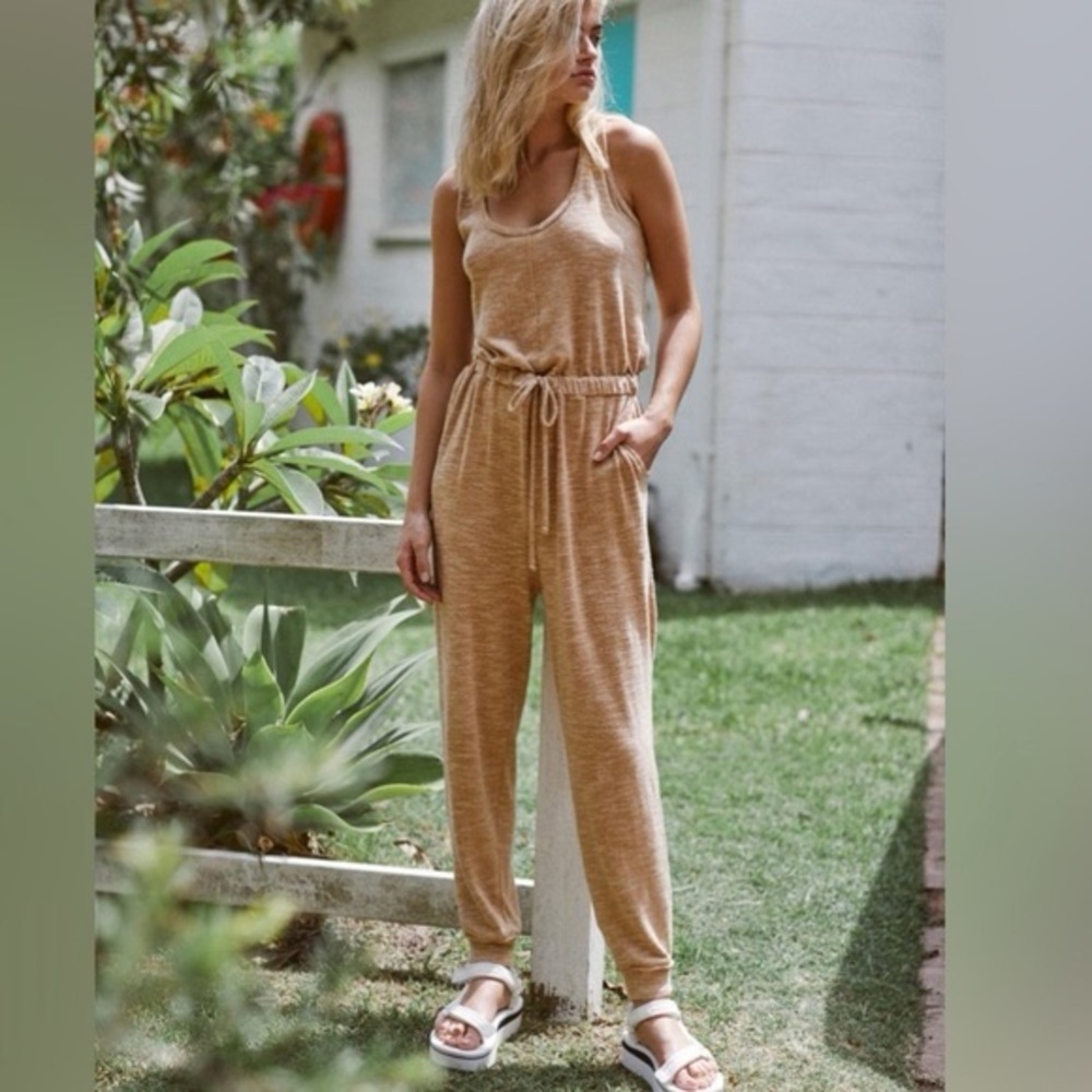 Free People Bicoastal Lightweight Jumpsuit in Papaya Sun â Womenâs Sz XS